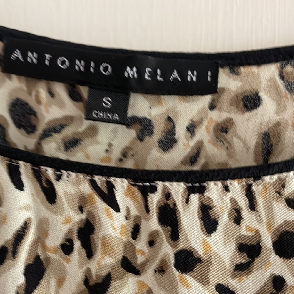 Blouse - Picture 2 of 2